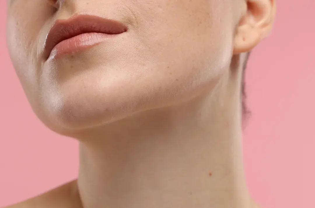 Skinbooster après l’été pour hydrater la peau en profondeur et améliorer sa qualité
