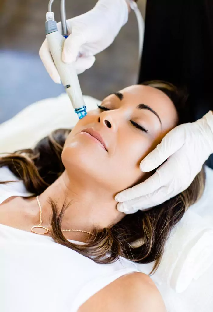 Hydrafacial-soin-visage-Cannes